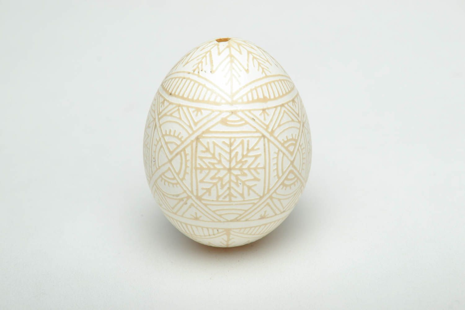 Huevo de Pascua en técnica de decapado en vinagre foto 2