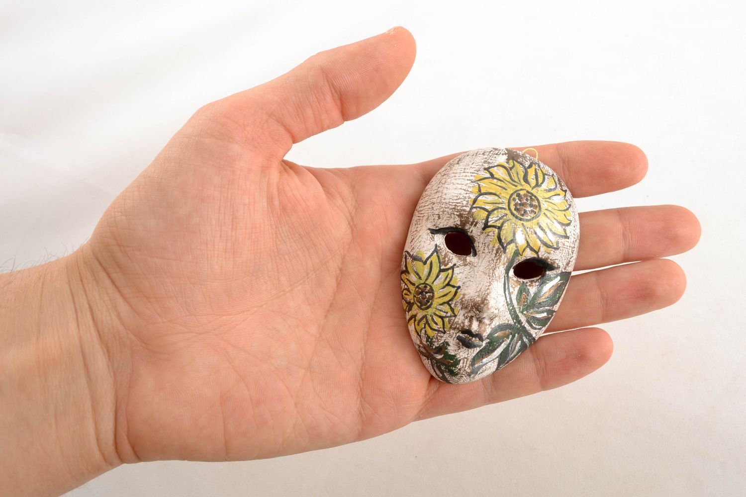 Maschera decorativa in ceramica fatta a mano souvenir da parete originale  foto 1