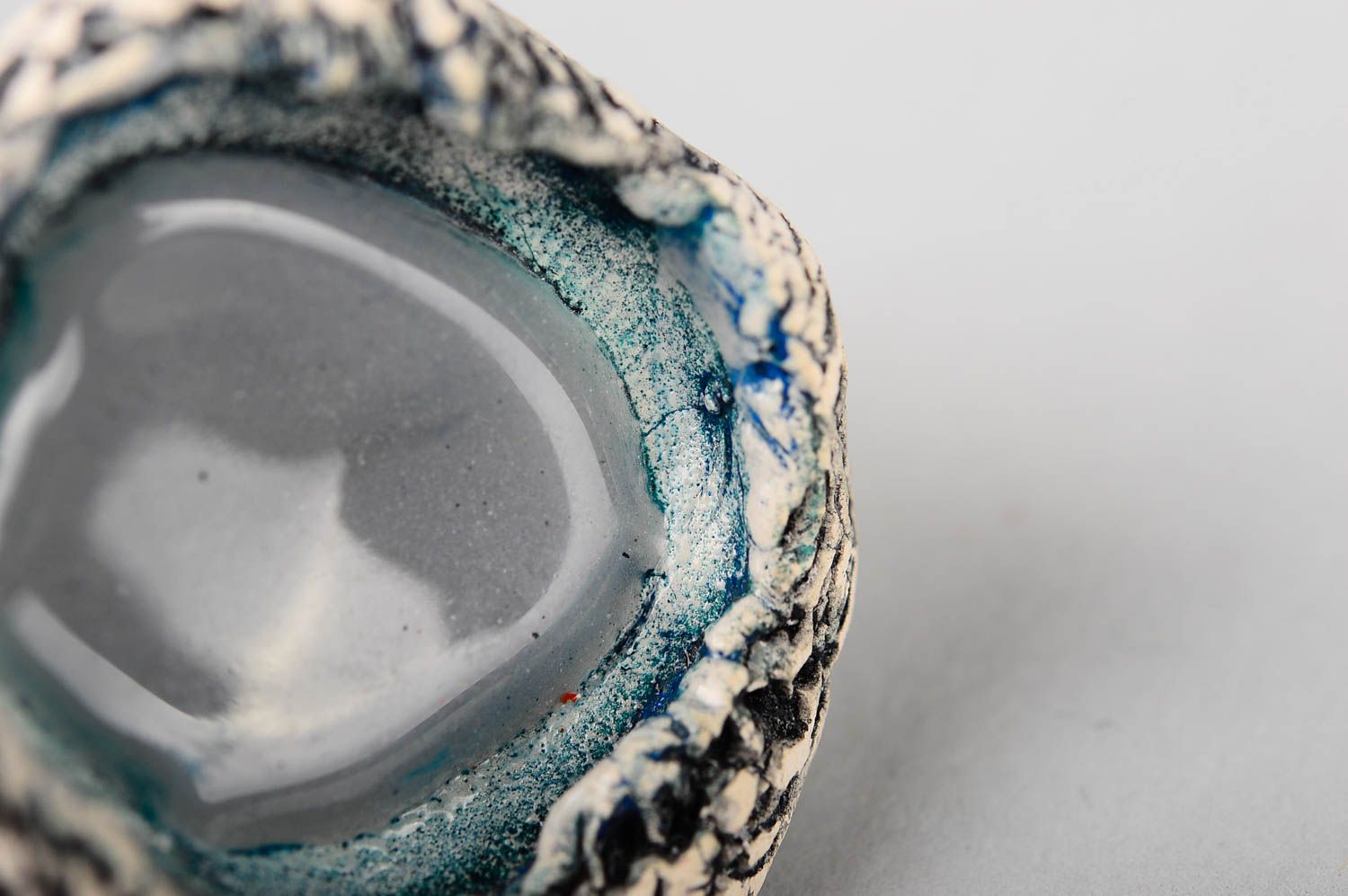 Кольцо ручной работы оригинальный подарок модное кольцо из белой глины фото 5