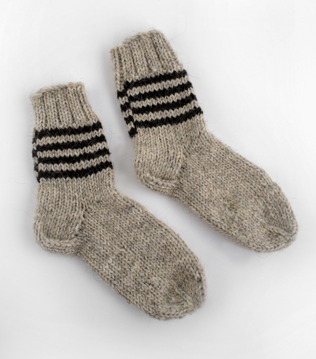 Men's socks made of wool photo 2