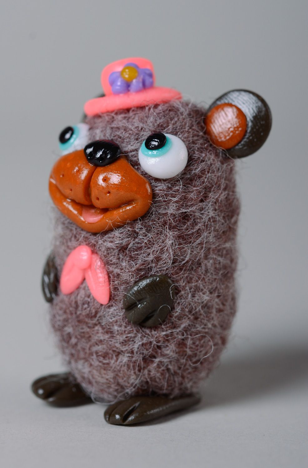 Muñeco de fieltro seco de lana y arcilla polimérica artesanal juguete para niños foto 2