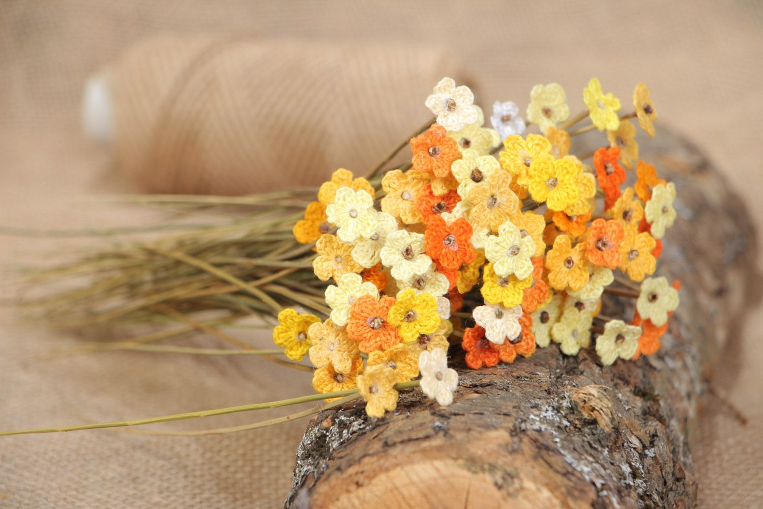 Букет цветов вязаных крючком из хлопчатобумажных ниток ручной работы 100 штук фото 1