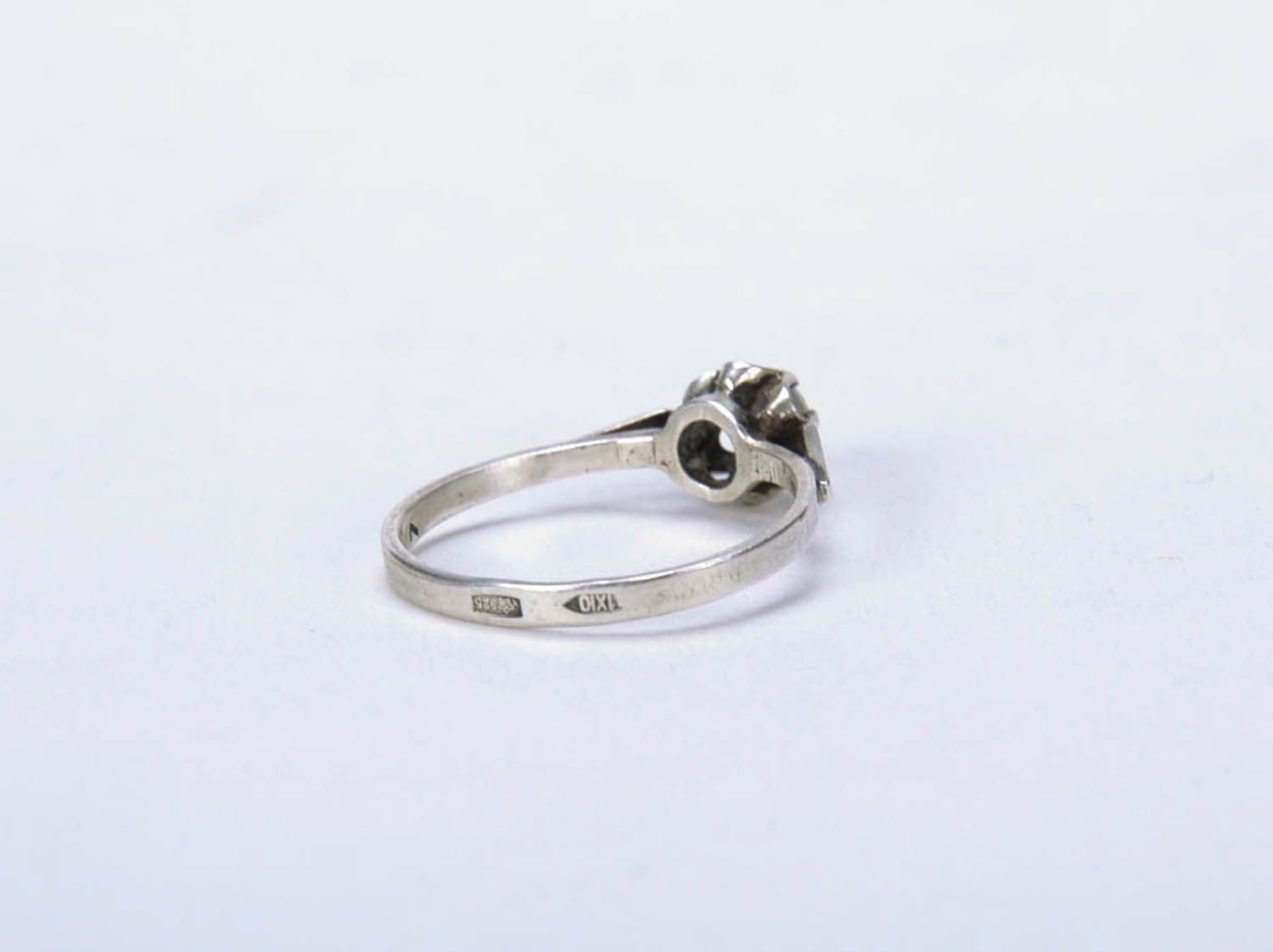 Silver ring with flower  photo 2