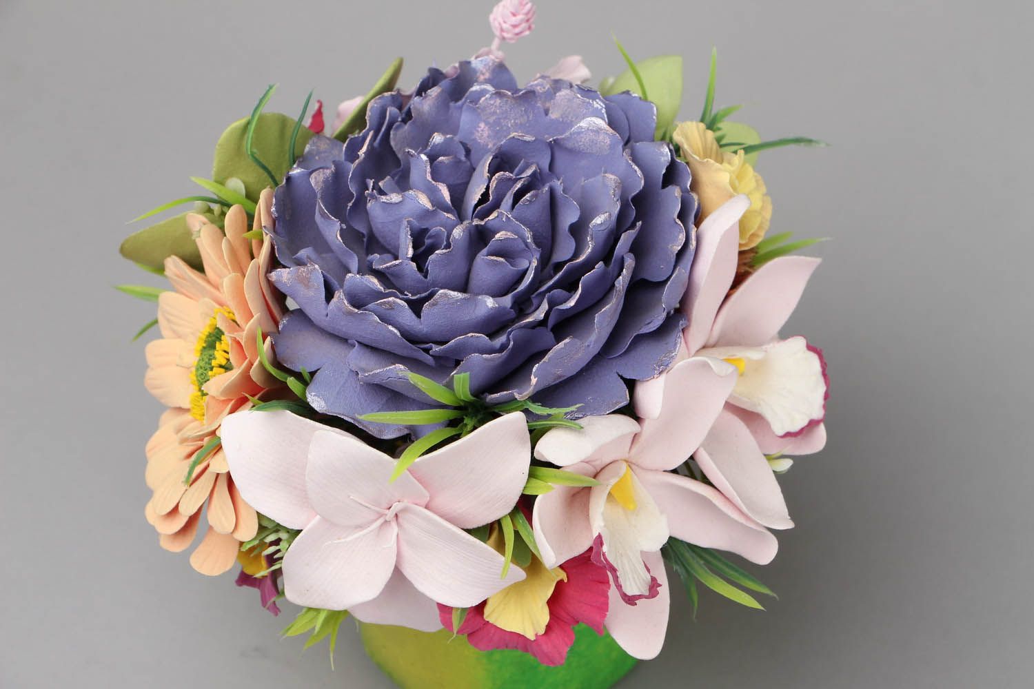 Composition florale décorative avec pivoine faite main photo 2