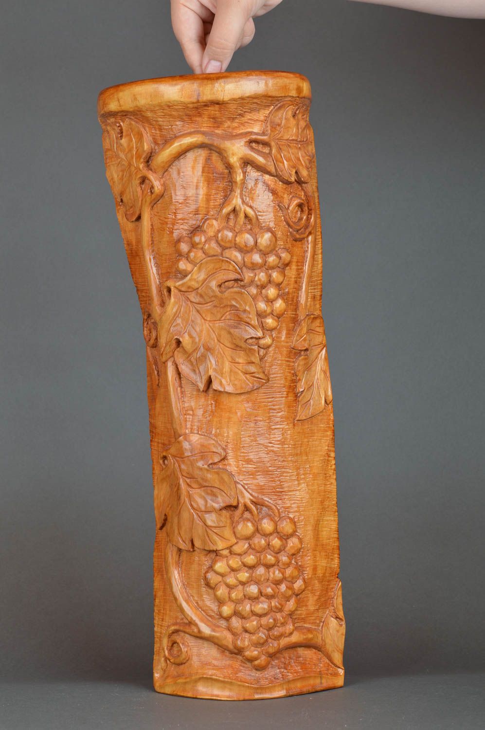 Панно из дерева ручной работы авторское красивое резное лакированное Виноград фото 3