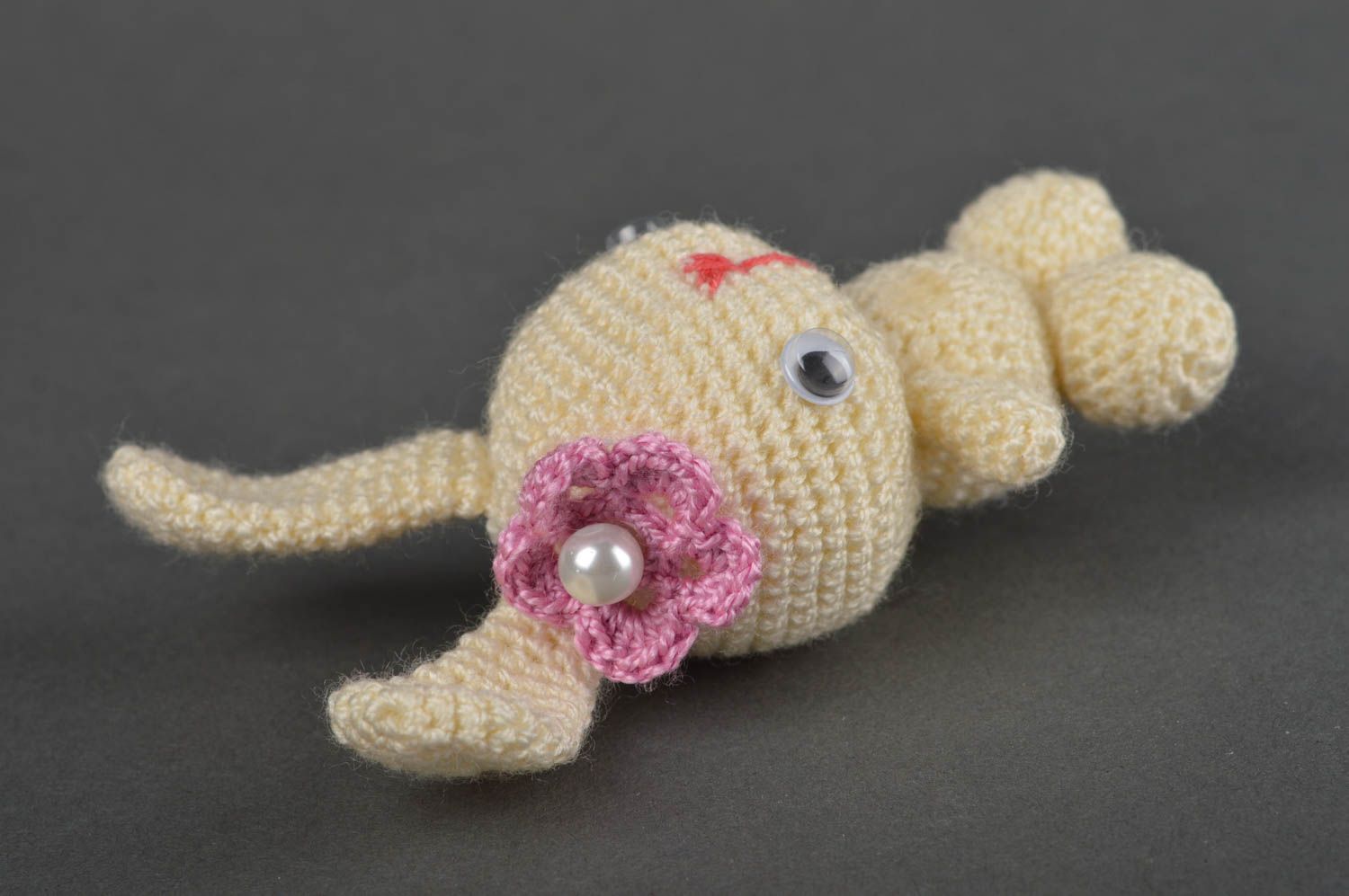 Мягкая игрушка ручной работы игрушка заяц с цветочком детская игрушка крючком фото 3
