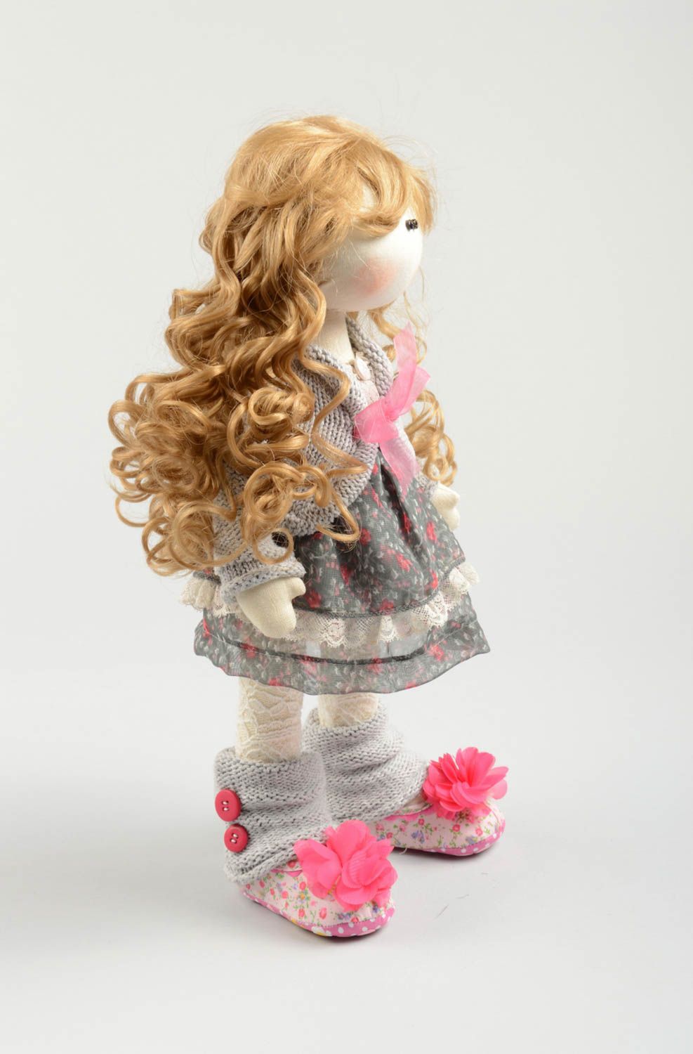 Кукла ручной работы кукла из ткани мягкая кукла из льна в сером костюме фото 2