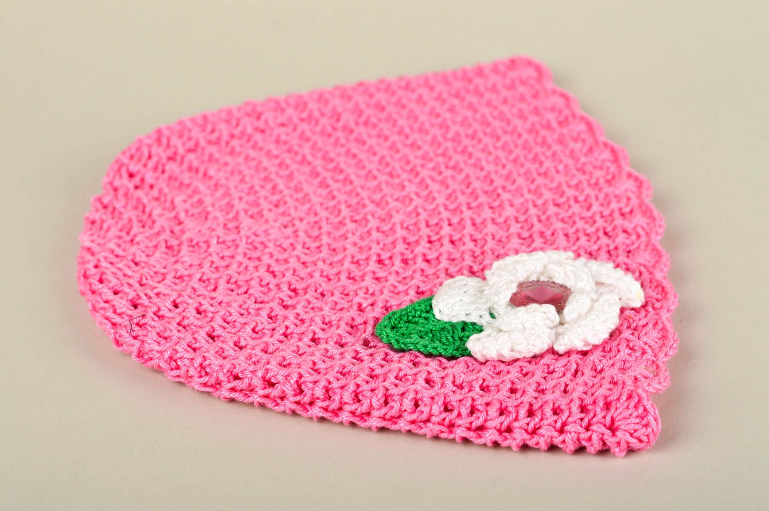 Bonnet tricot fait main Chapeau au crochet rose fleur blanche Vêtement fille photo 2