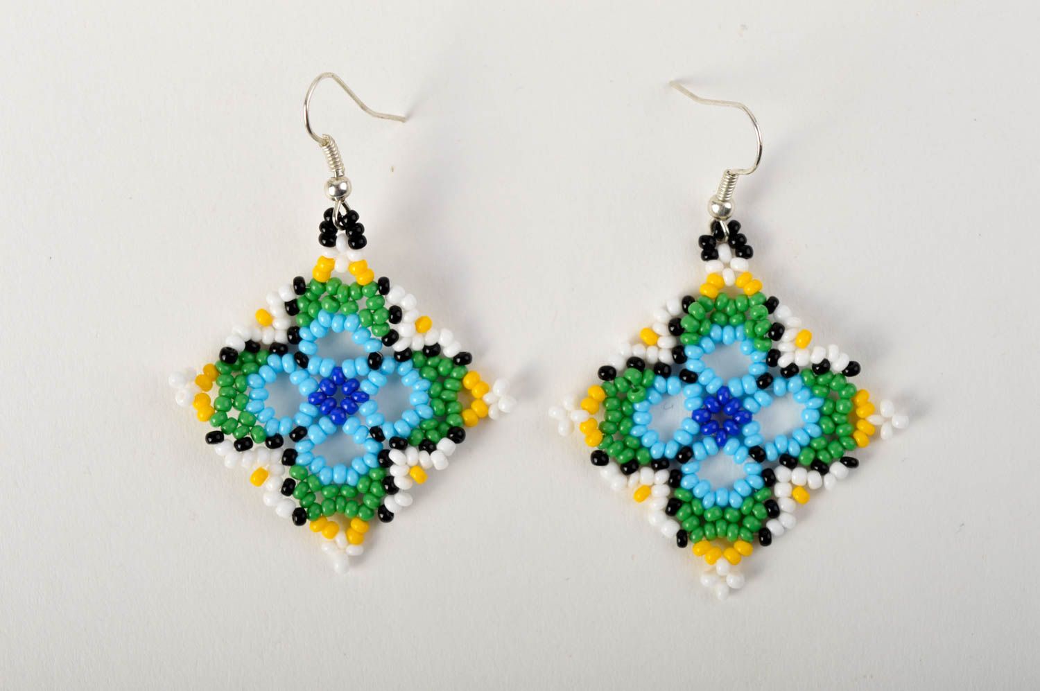 Handmade tender earrings massive bright earrings beaded jewelry for gift photo 4