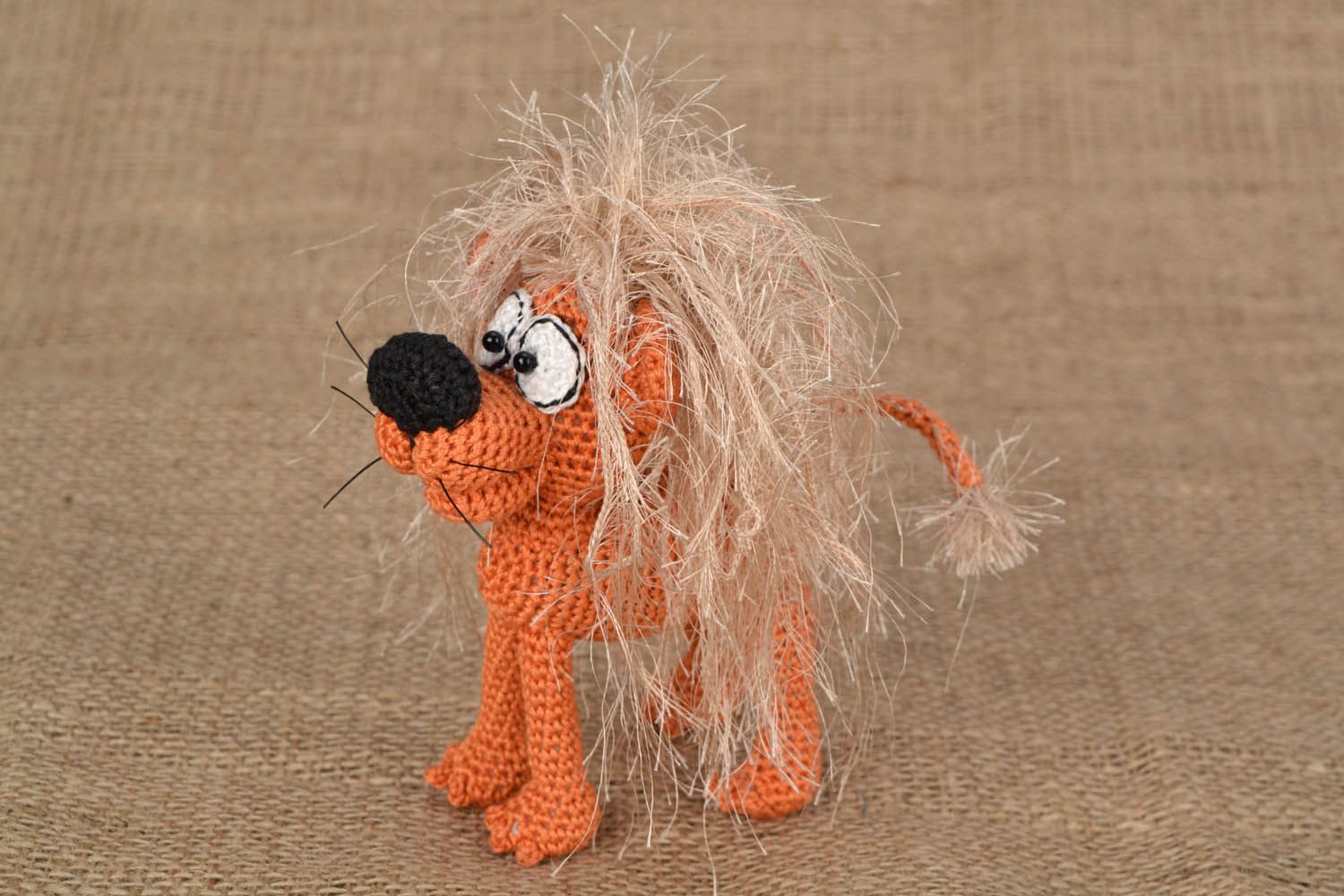 Crocheted toy Lion photo 1