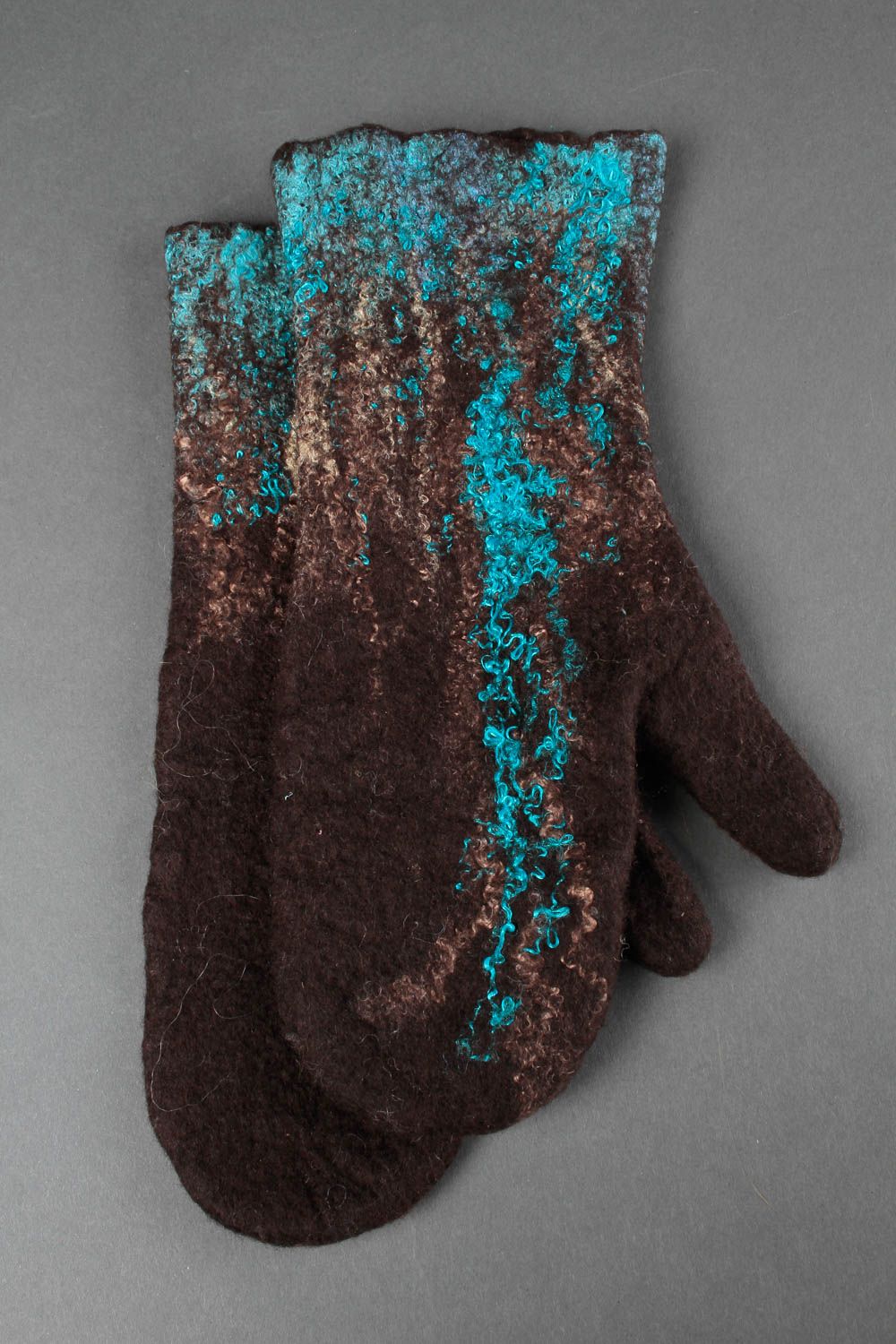 Guantes de lana artesanales ropa femenina accesorio para invierno marrón y azul foto 2