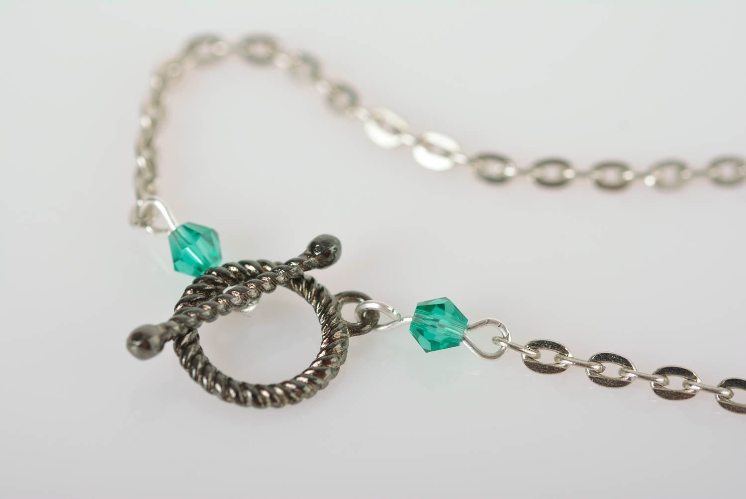 Женское ожерелье ручной работы модное украшение стильное колье из бусин фото 4