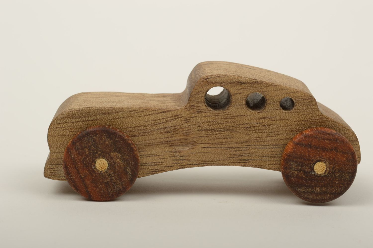 Juguete infantil hecho a mano coche de madera para niños regalo original foto 2