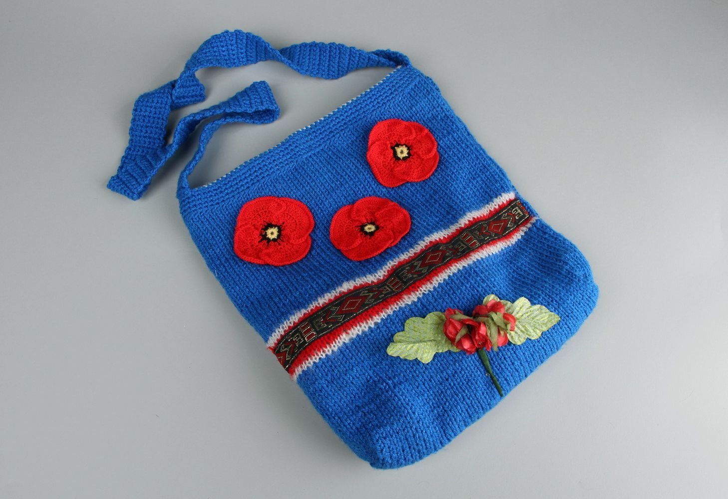 Knitted purse Poppies photo 2