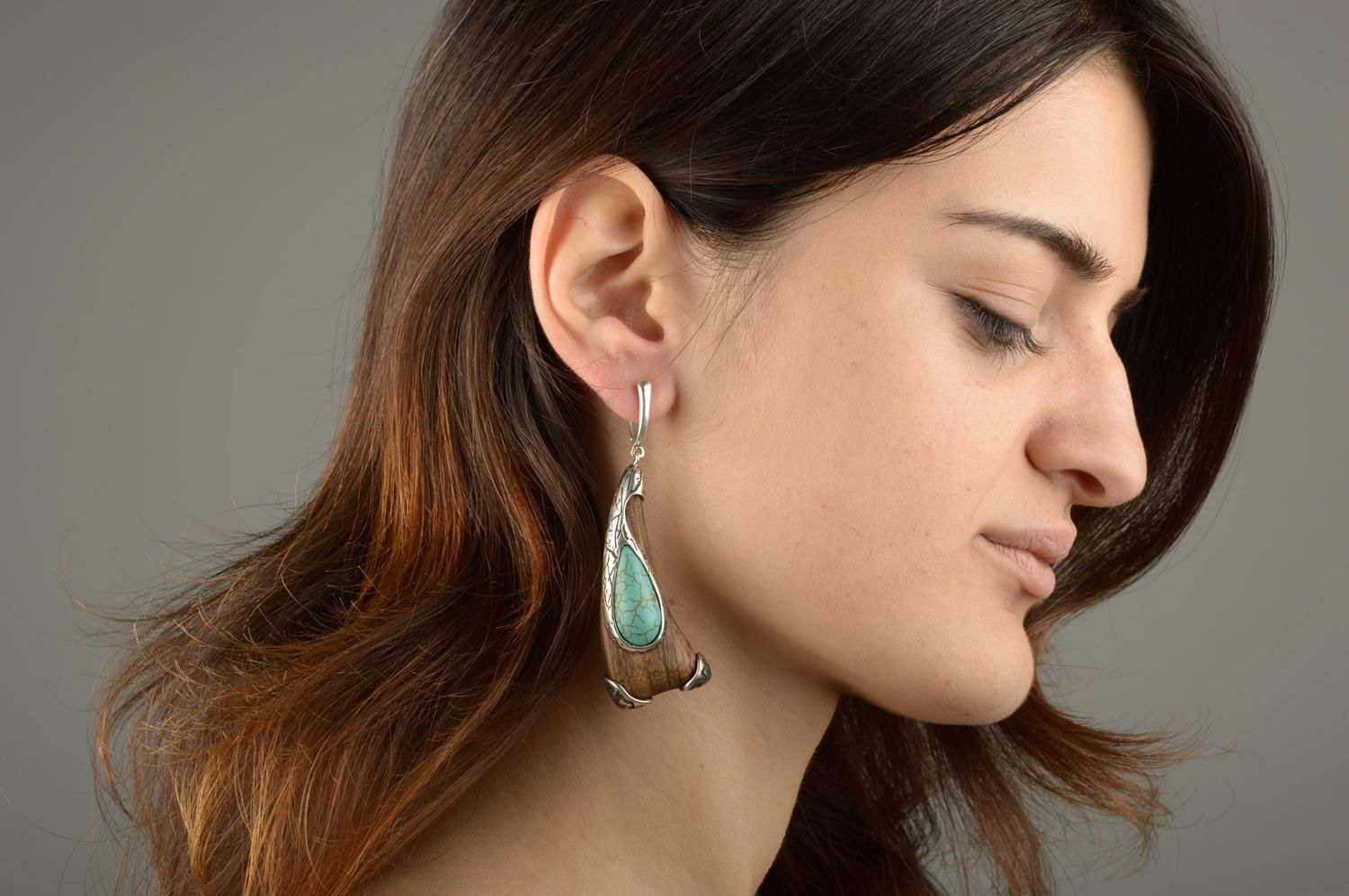 Boucles d'oreilles bois Bijou fait main avec turquoise Cadeau femme design photo 5
