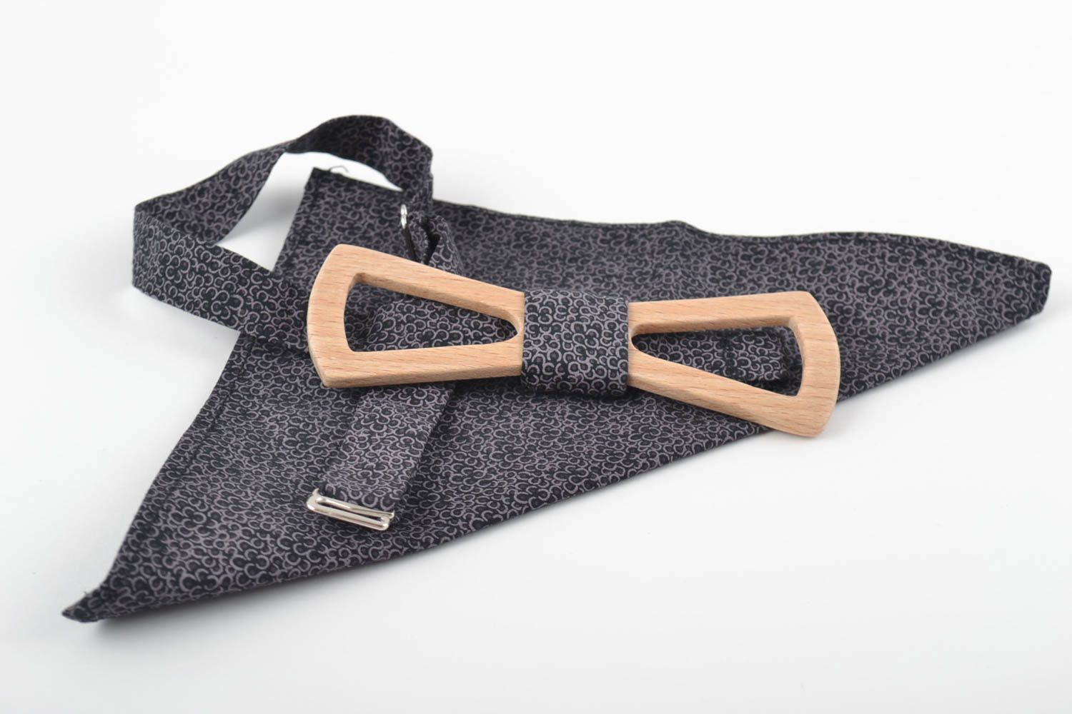 Деревянный галстук-бабочка с нагрудным платком темные набор 2 изделия хэнд мэйд фото 3