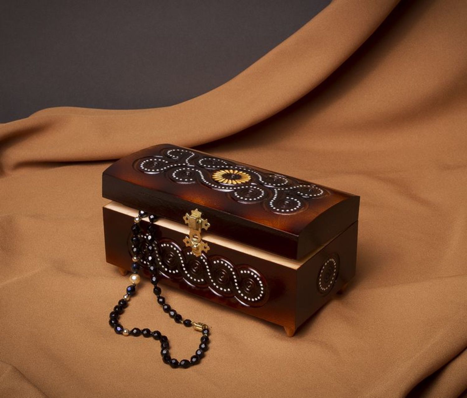 Wooden carved jewelry box with inlay photo 1
