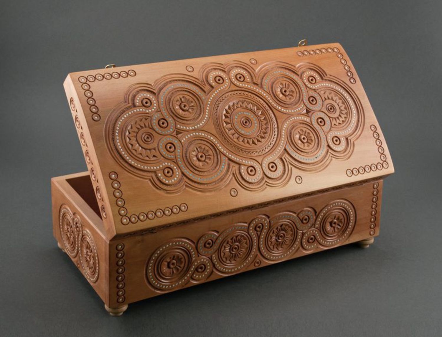 Carved wooden box for jewelry photo 3