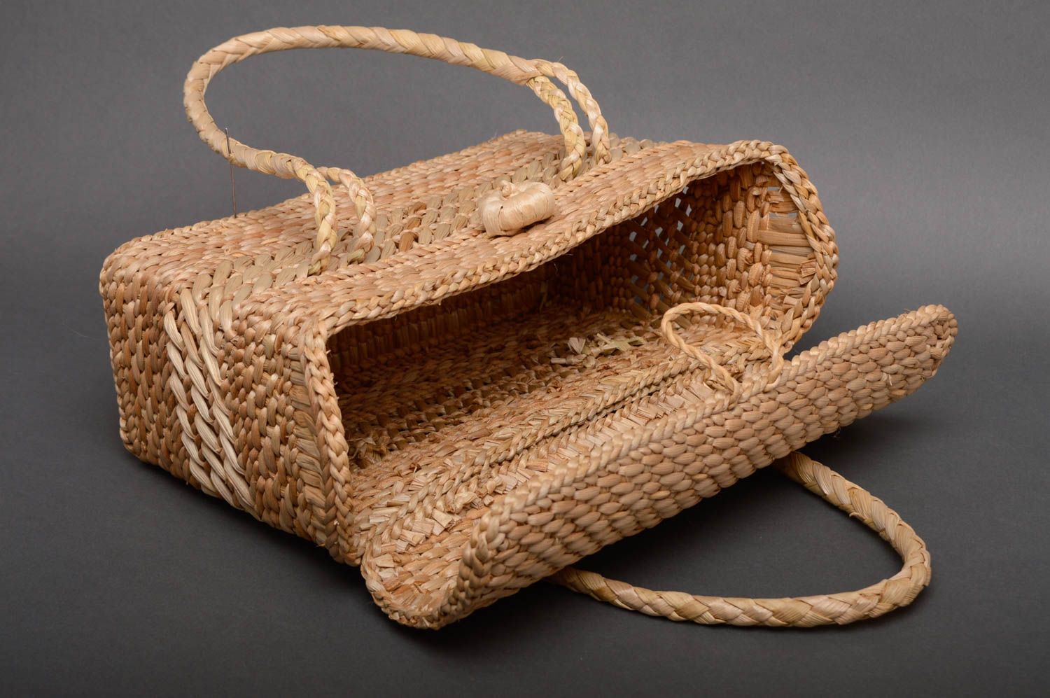 Tasche Korb handmade aus Rohrkolben  foto 2