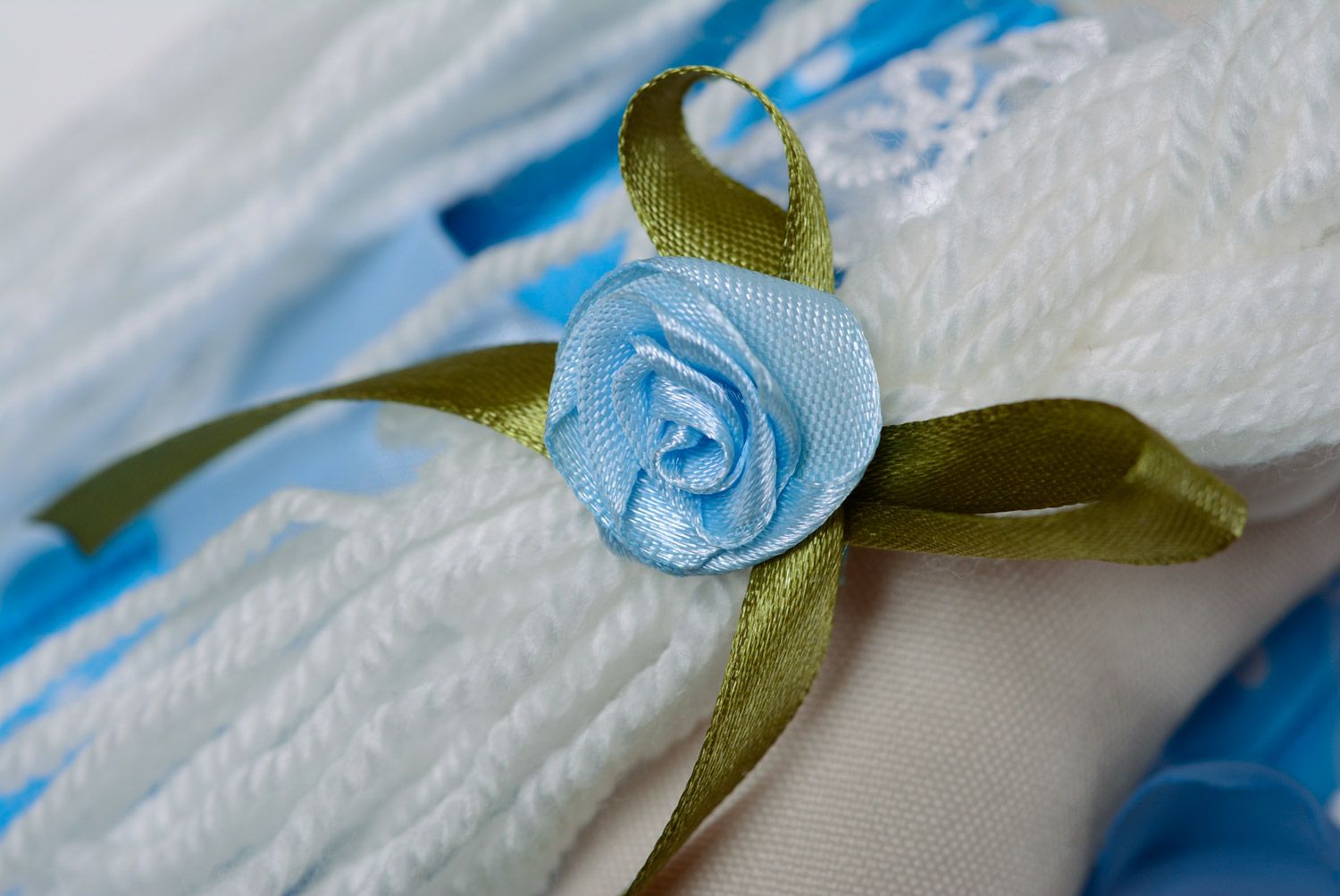Peluche cheval faite main en robe bleue poupée de créateur en lin et coton photo 4