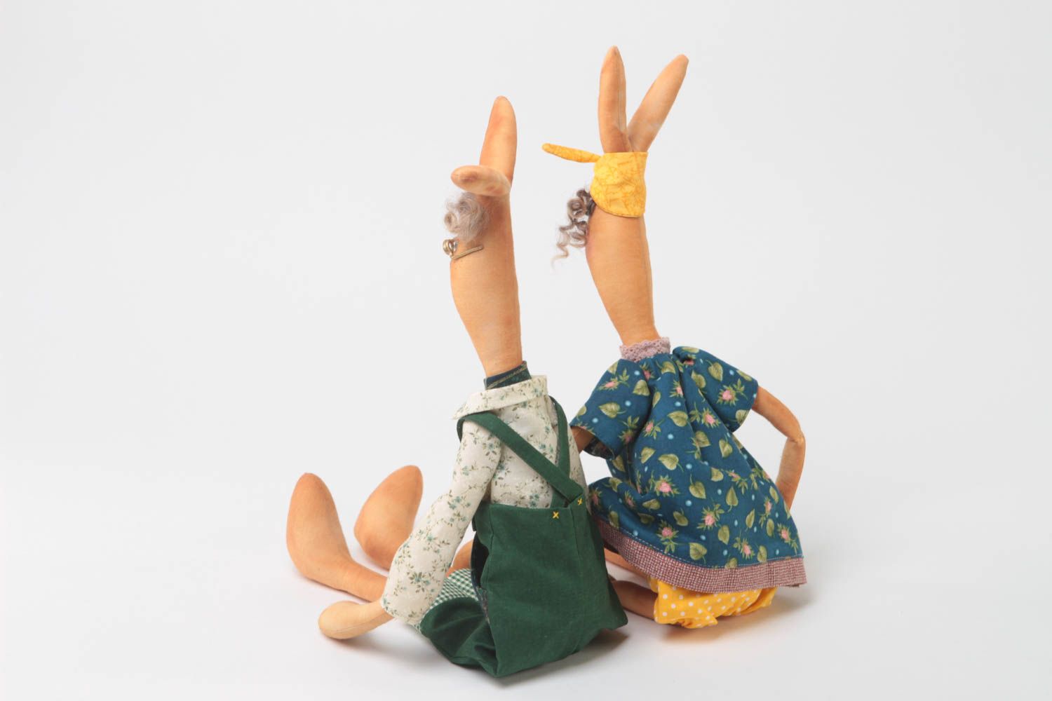 Набор мягких кукол зайцы 2 шт из хлопка декоративные игрушки ручной работы фото 4
