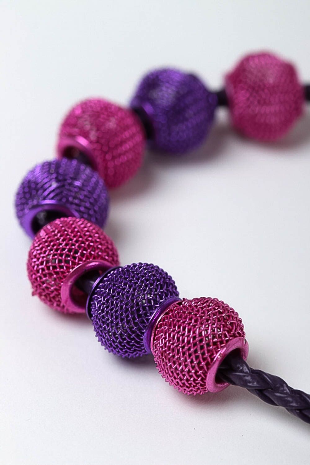 Женский браслет ручной работы браслет из шнура модная бижутерия фиолетовая фото 3