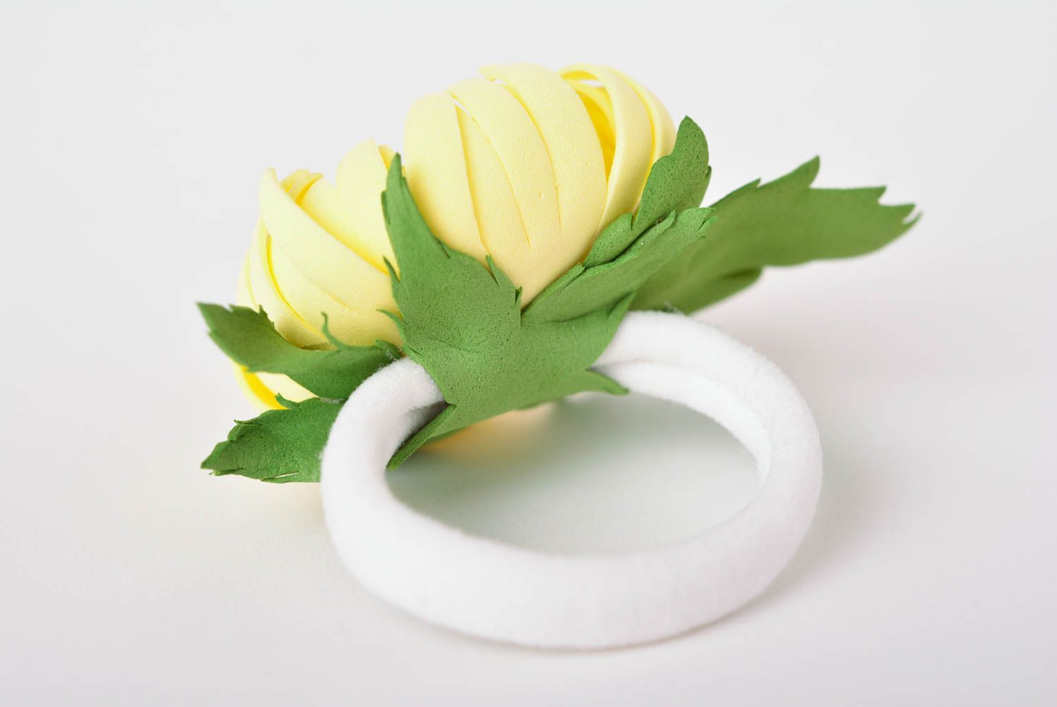 Haargummi für Mädchen handmade Deko Accessoire schöner Haargummi mit Blume foto 5