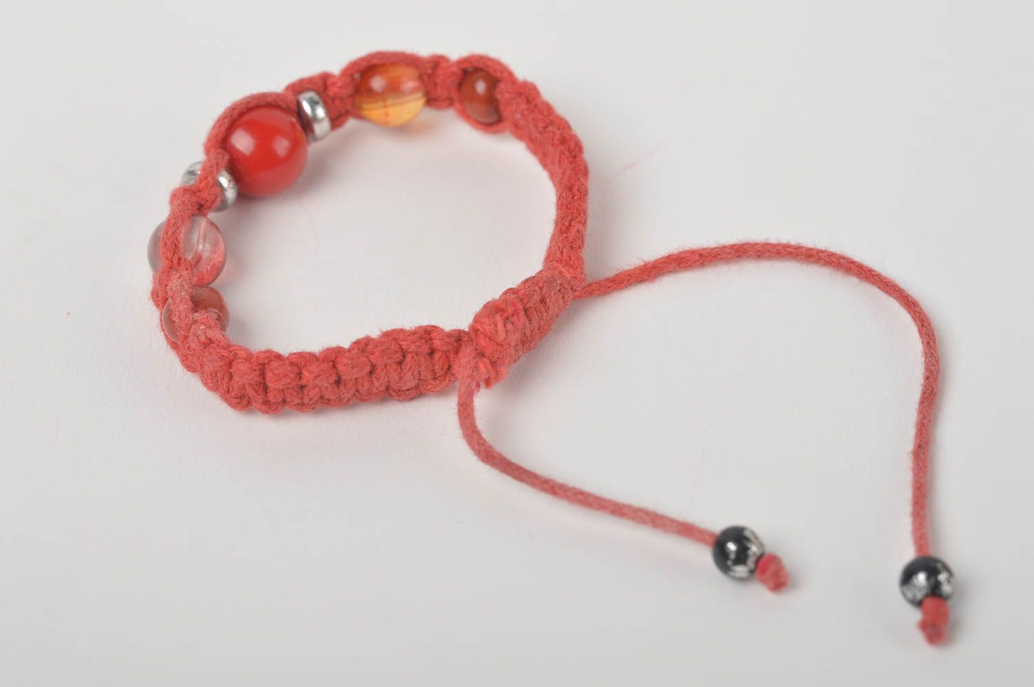 Bracelet tendance Bijou fait main rouge tressé perles céramiques Cadeau femme photo 5