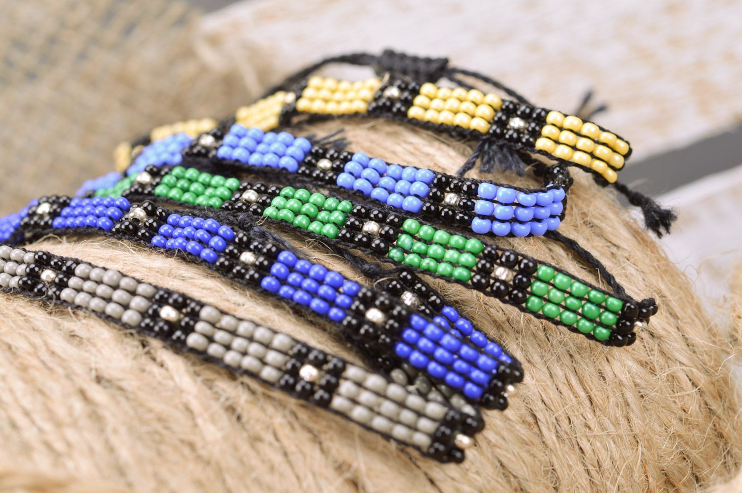 Set of bright handmade men's woven bead wrist bracelets with ties 5 pieces photo 3