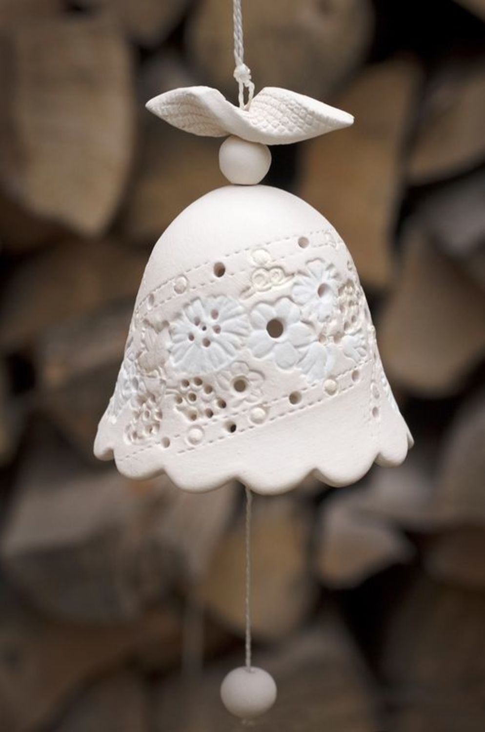 Ceramic lace bell photo 1