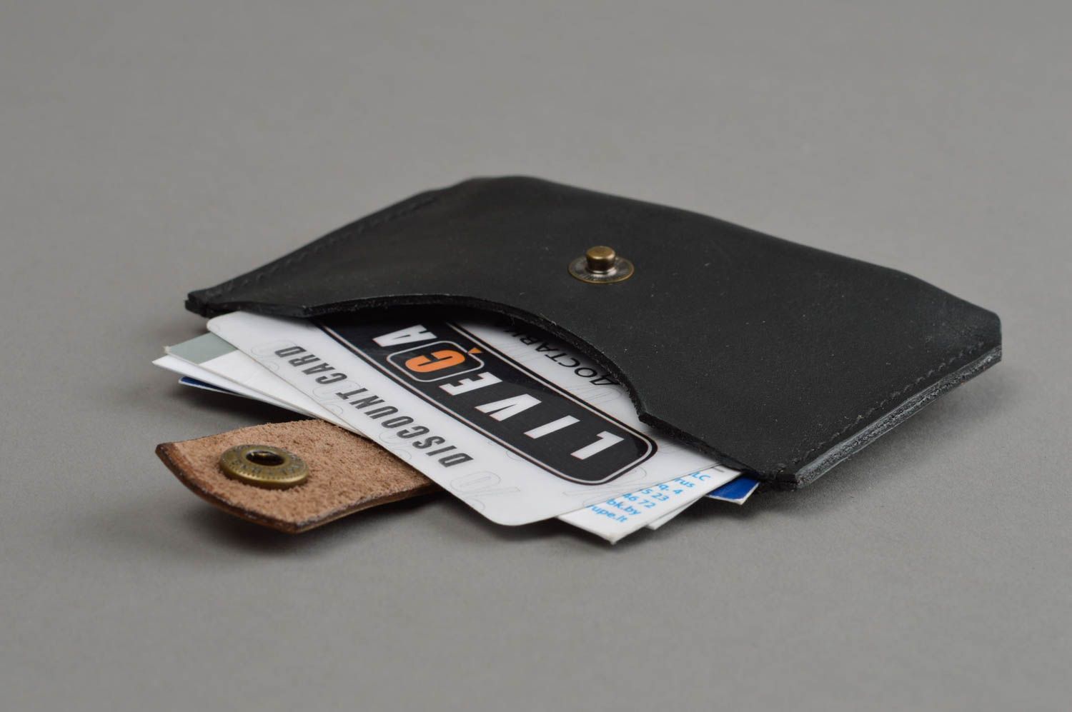 Porte-cartes de visite en cuir stylé noir fait main design de créateur photo 8