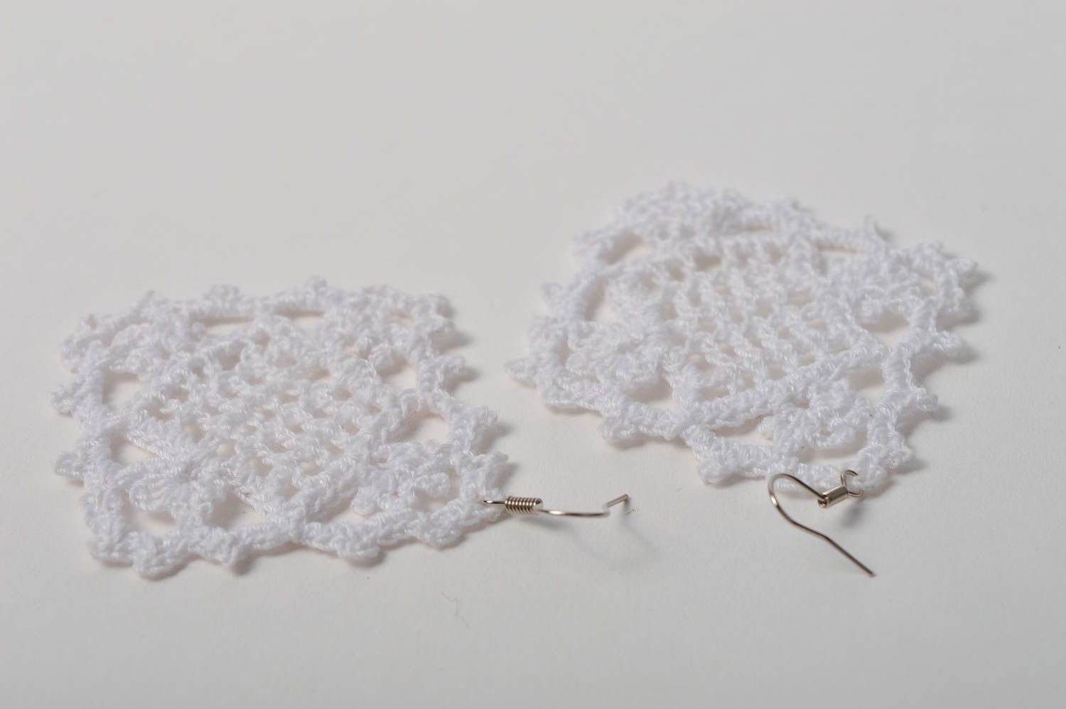 Pendientes a crochet hechos a mano bisutería tejida accesorio para mujer  foto 4