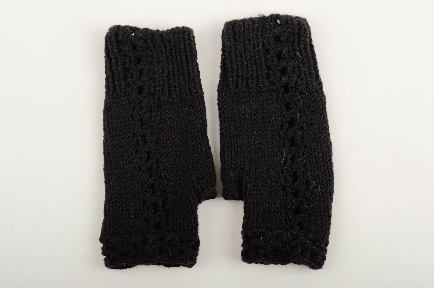 Mitaines fait main Gants sans doigts noirs tricotés design Accessoire femme photo 1