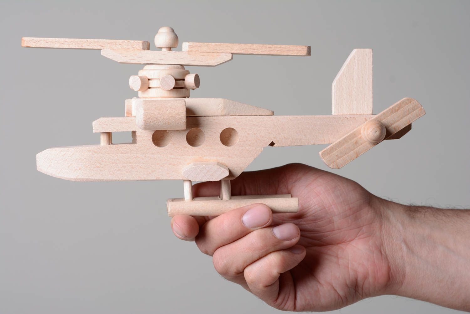 Set de jouets écologiques en bois avions hélicoptères 4 pièces faits main photo 3