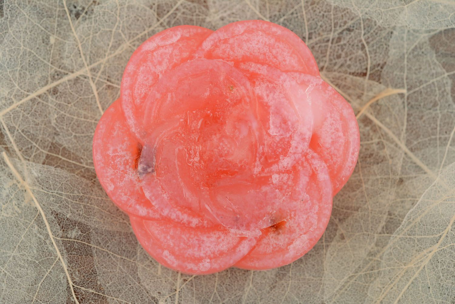Savon naturel sucré rose rond fait main cosmétique cadeau original agréable photo 3