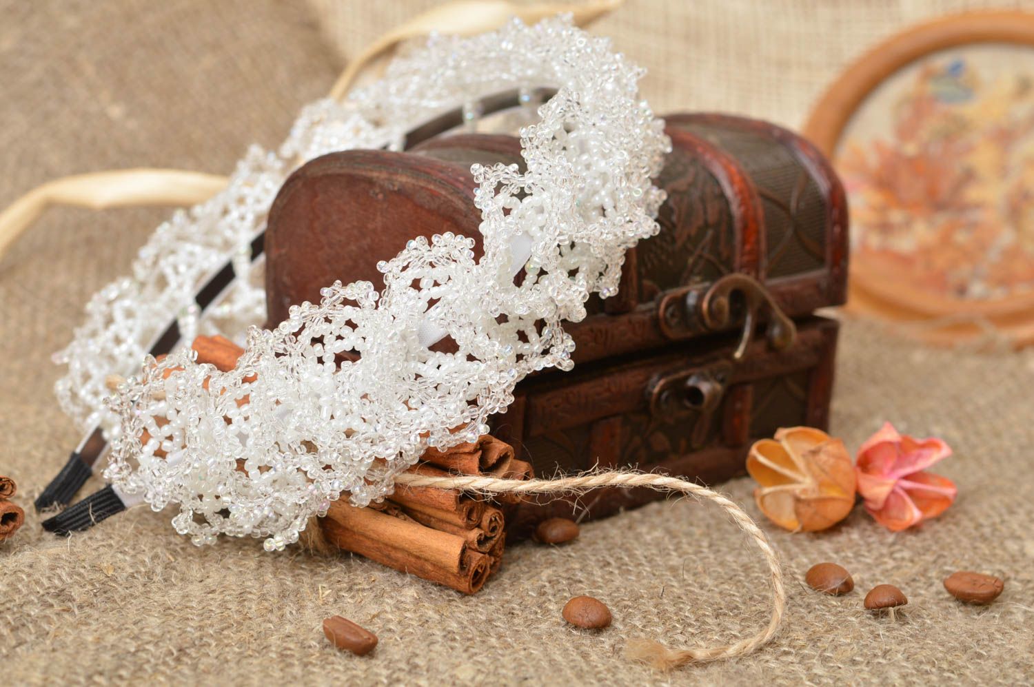 Beautiful white handmade woven beaded lace headband on thin basis photo 1