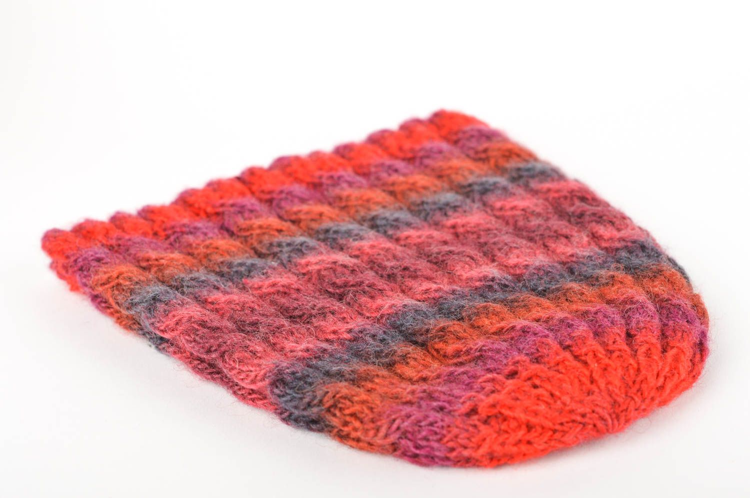 Bonnet tricoté au crochet Bonnet fait main en laine rayé Vêtement d'hiver photo 2