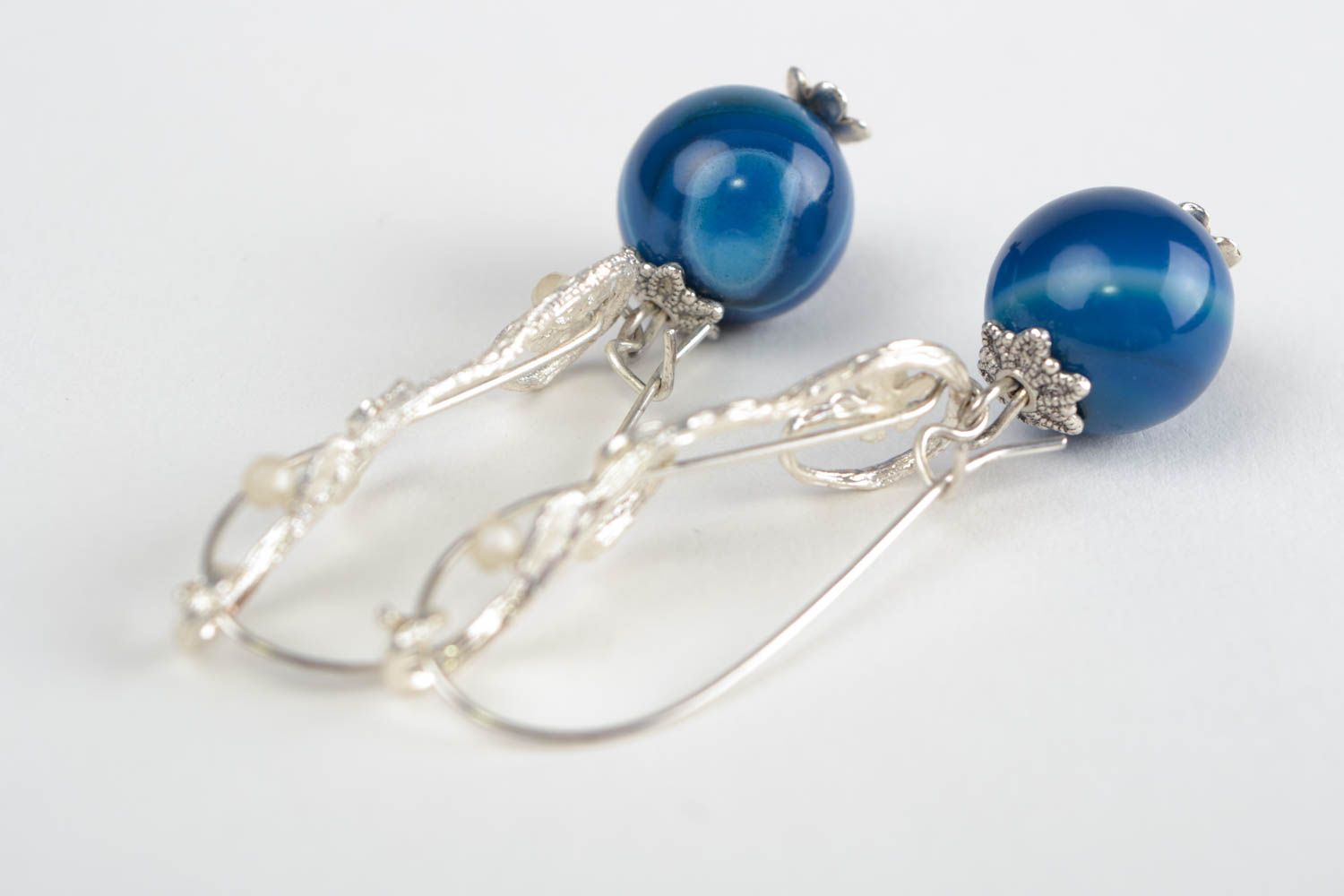 Handmade dangling earrings with silver colored fittings and blue agate beads photo 5