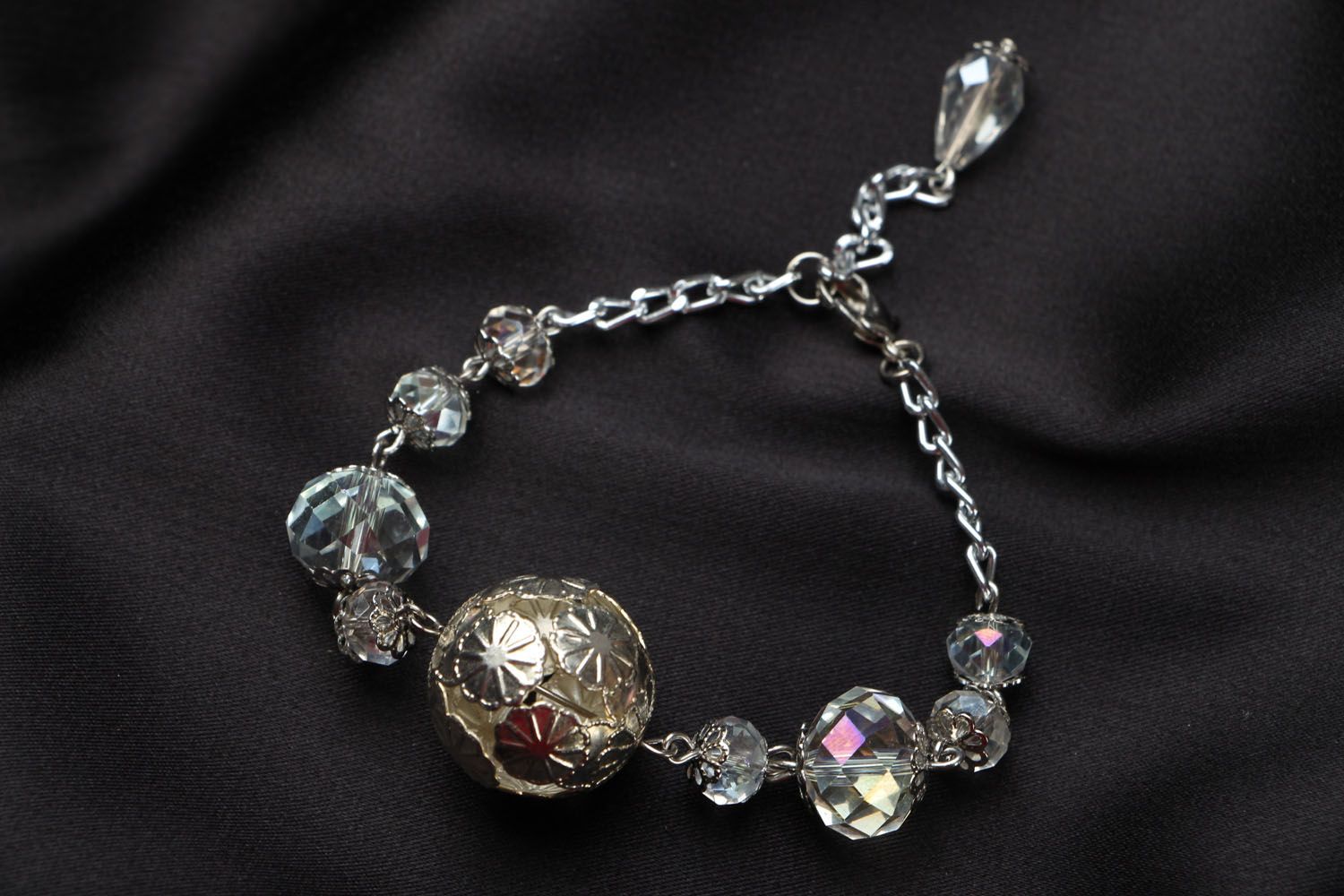Bracelet made of Czech glass photo 1