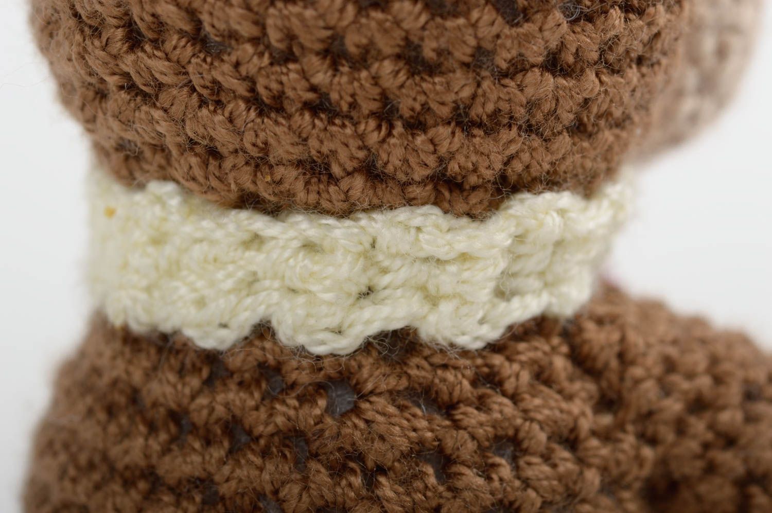 Peluche chien brun Peluche faite main tricotée au crochet Cadeau enfant photo 4