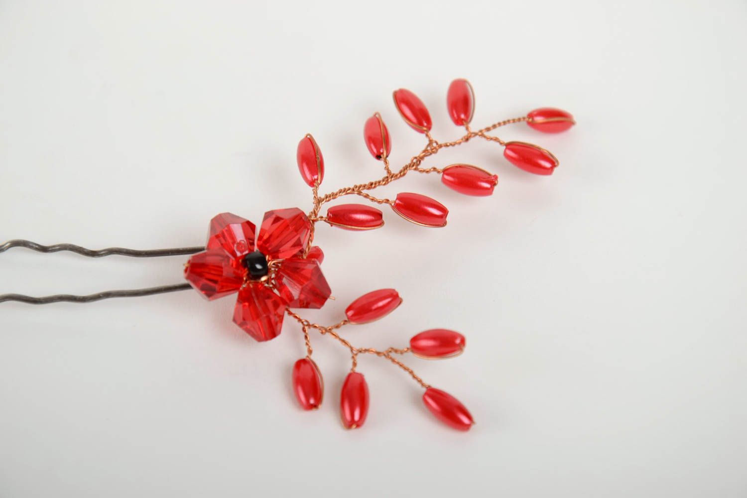 Handmade designer metal hair pin decorated with red beaded flowers photo 5