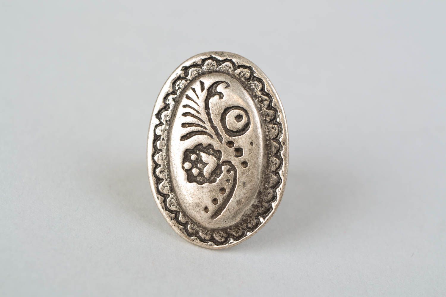 Metal ring in ethnic style photo 5