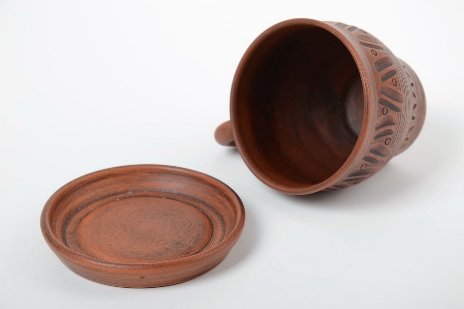 Tazza in ceramica con piattino fatta a mano calice in argilla utensili da cucina foto 3