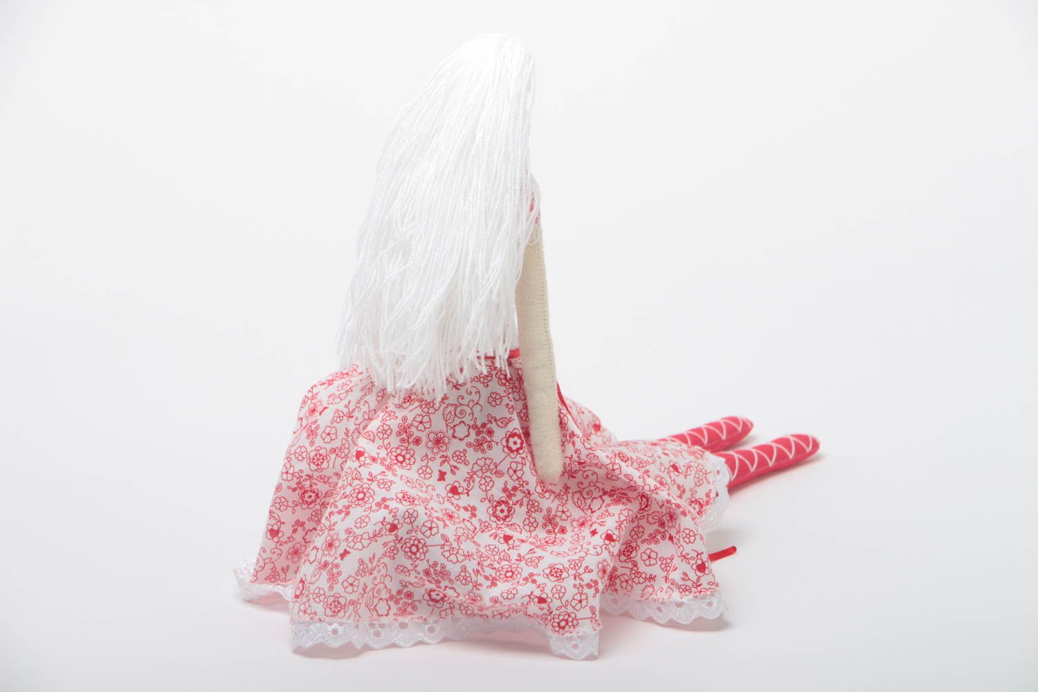 Poupée en tissu faite main blonde en robe rouge à fleurs décorative originale photo 4