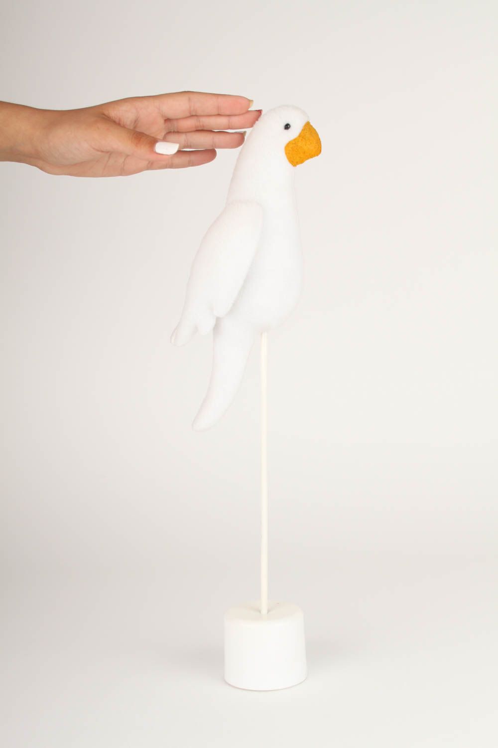 Peluche perroquet blanc Jouet fait main en tissu polaire Cadeau enfant photo 4