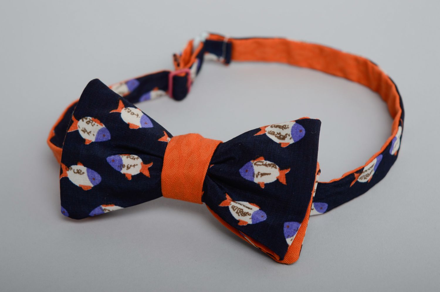 Two-sided fabric bow tie Fish photo 1