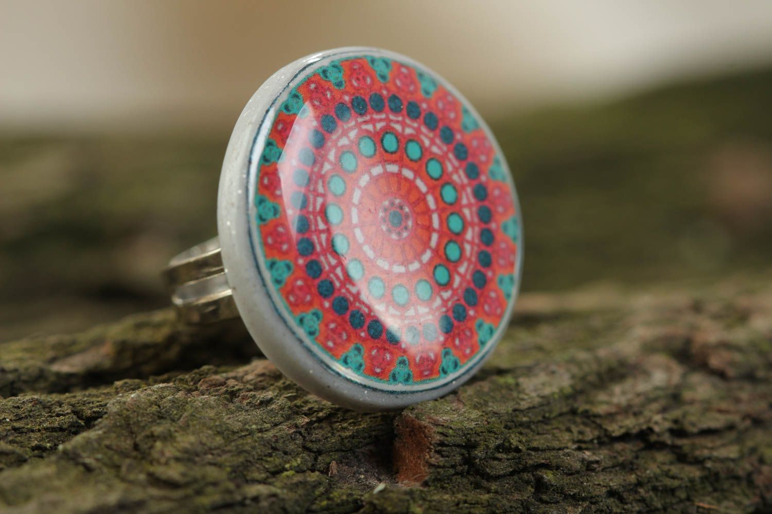 Beautiful round handcrafted vintage ring made of polymer clay with a bright print  photo 1