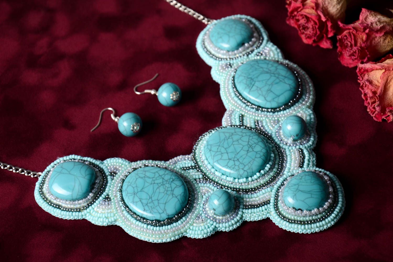 Boucles d'oreilles Collier fait main couleur turquoise Bijoux fantaisie cadeau photo 1