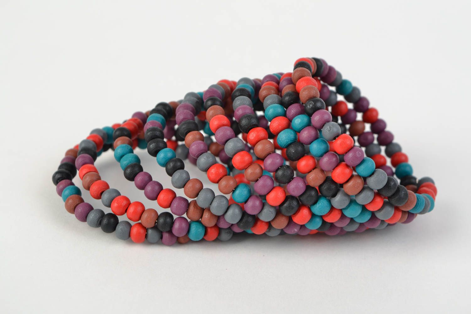 Bracelet de perles en bois large spiral multicolore foncé original fait main  photo 5