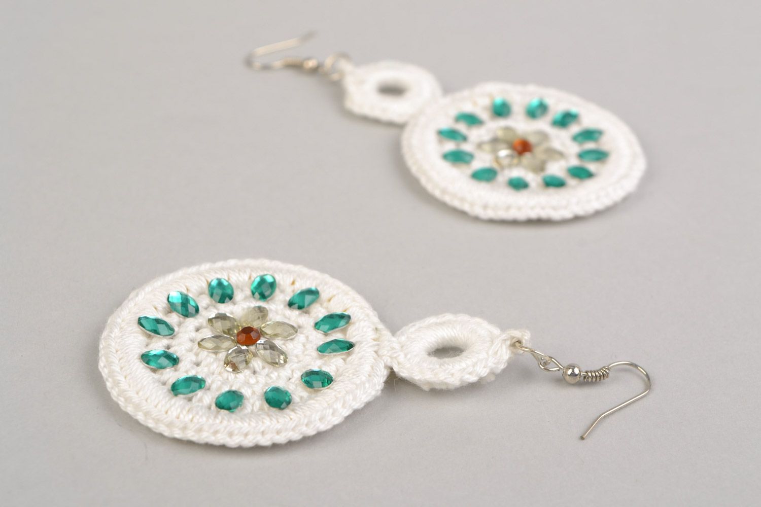Handmade designer earrings woven of white cotton threads with rhinestones photo 4